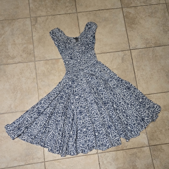 Blue Floral Peasant Maxi Sundress Dress by Chelsea & Theodore.  Size M - Picture 2 of 5